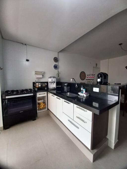 Lindo E Aconchegante Apartamento Убатуба Экстерьер фото